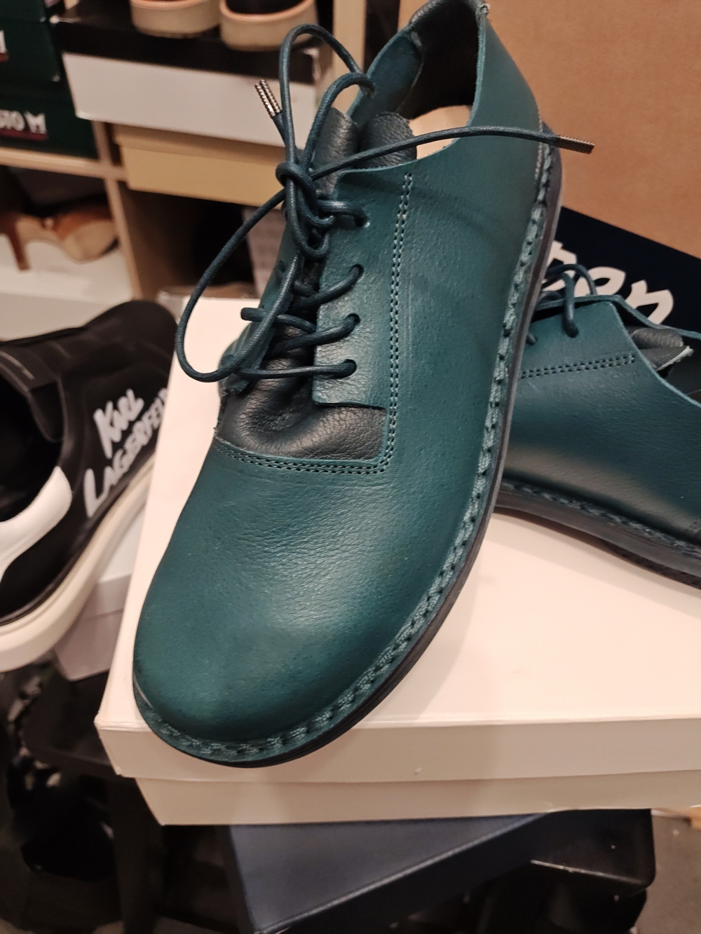 Teal Leather Lace-Up Women's Oxfords 40